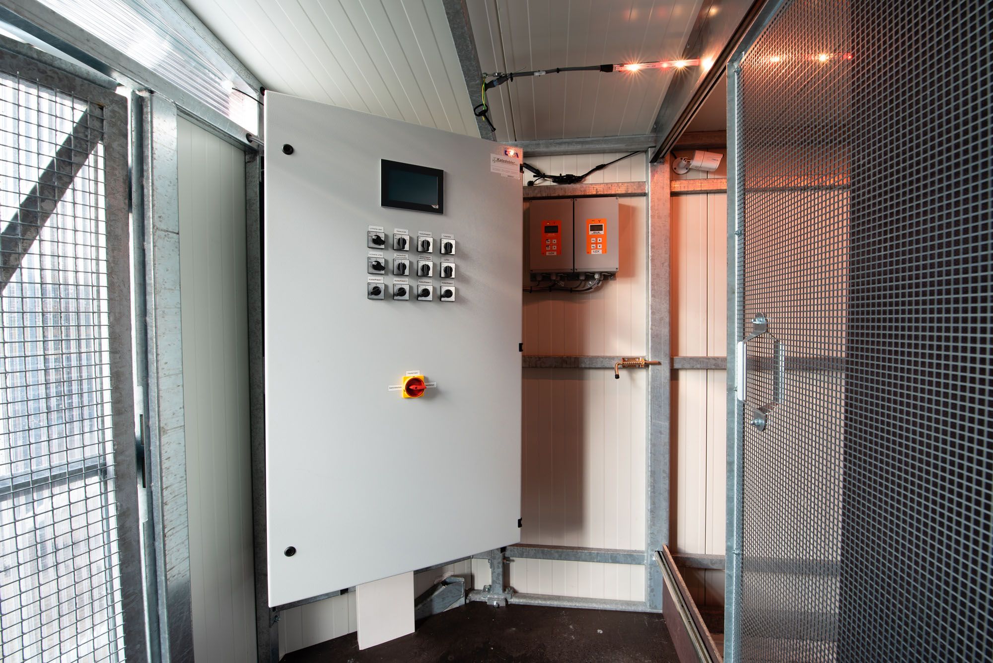 Technische Details zum mobilen Hühnerstall von Mitterbauer Stahltechnik